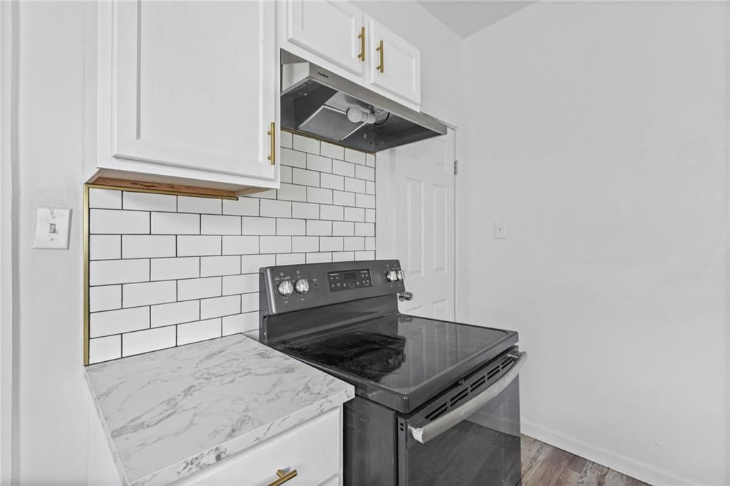 805 Spruce Avenue — photo 10