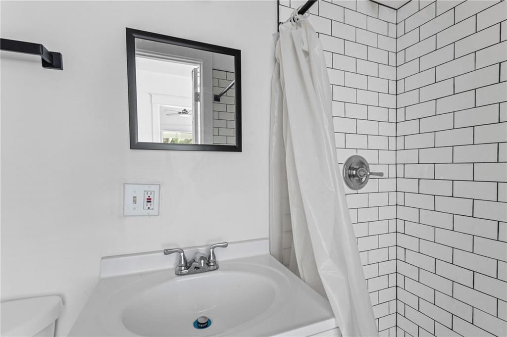 805 Spruce Avenue — photo 11