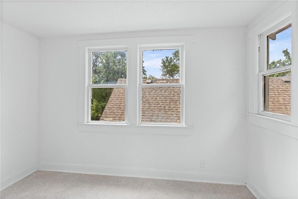 805 Spruce Avenue — photo 18