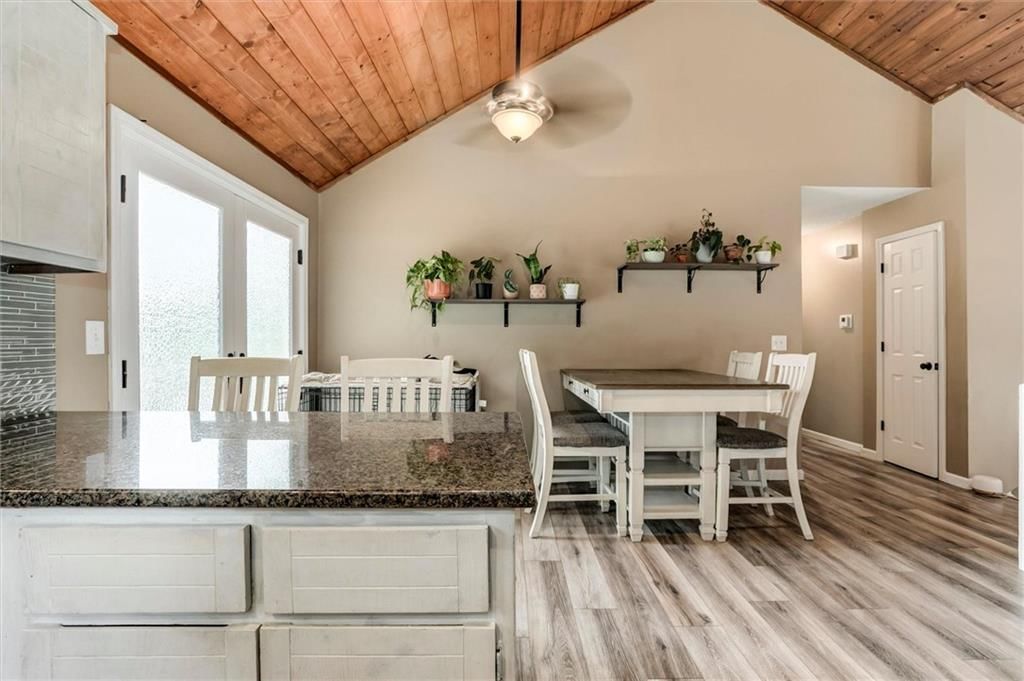 15608 W 126th Terrace — photo 7
