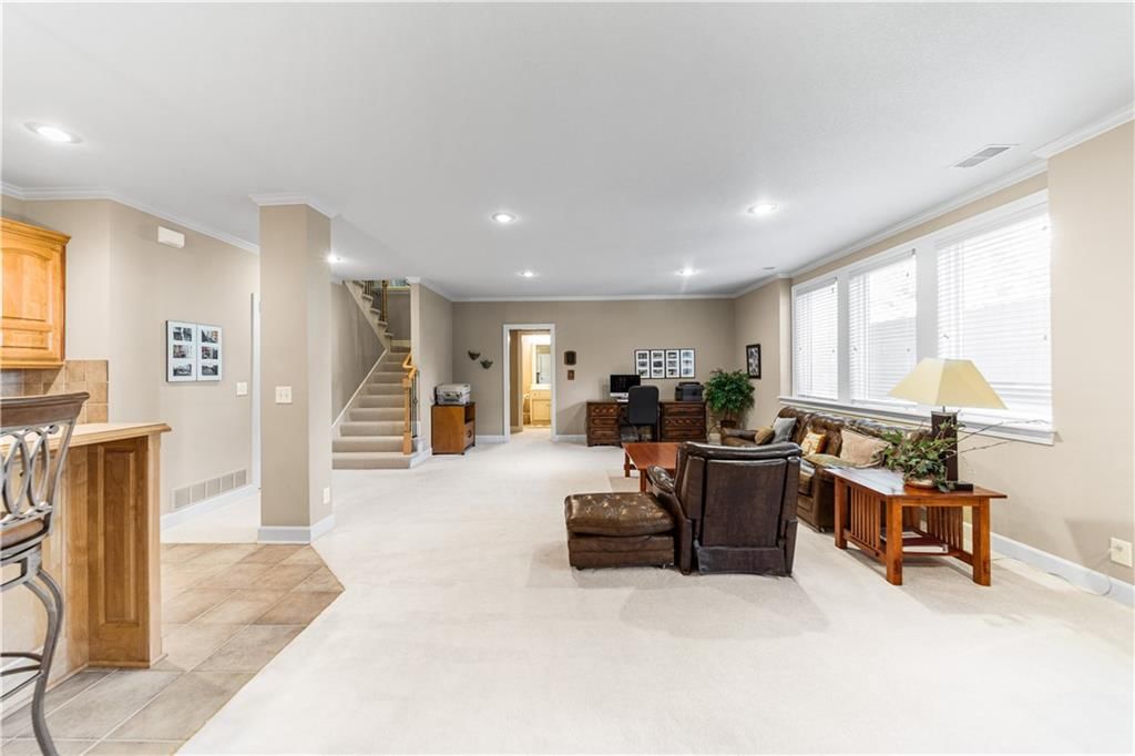 5614 W 131st Terrace — photo 33