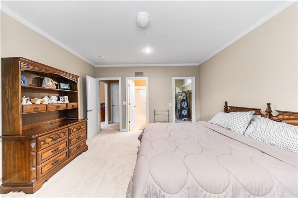5614 W 131st Terrace — photo 37