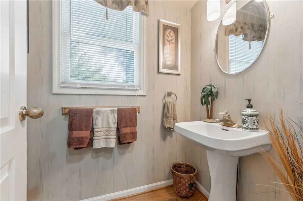 6511 Ridgeway Avenue — photo 7