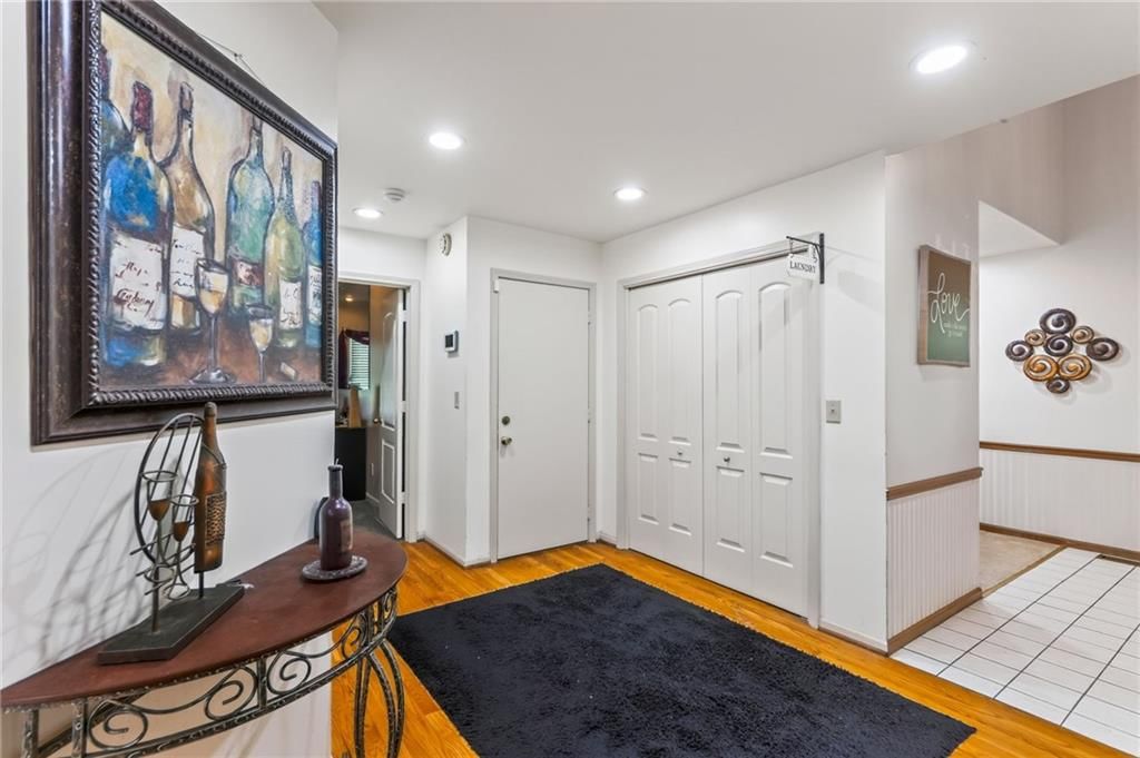 6511 Ridgeway Avenue — photo 17