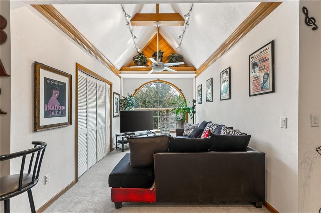 6511 Ridgeway Avenue — photo 31