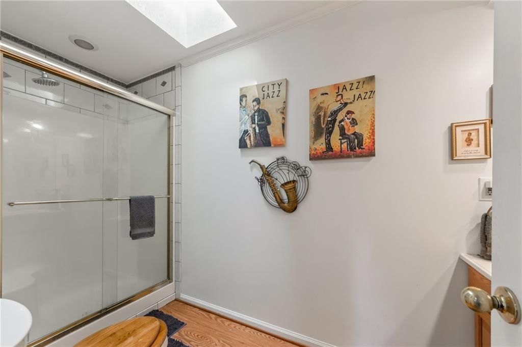 6511 Ridgeway Avenue — photo 33
