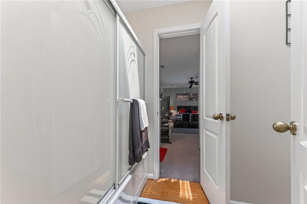 6511 Ridgeway Avenue — photo 38