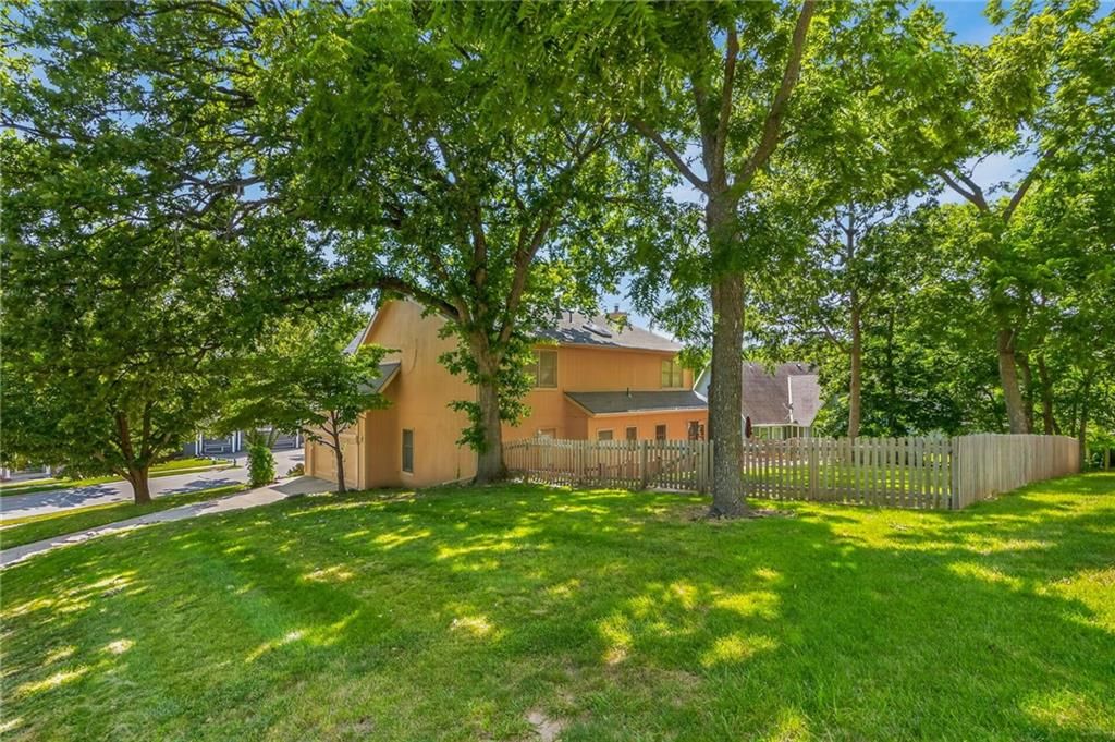 6511 Ridgeway Avenue — photo 50