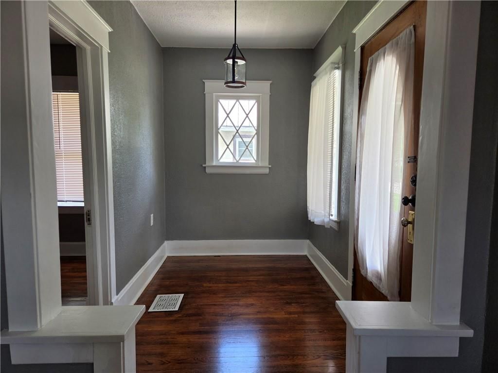 628 S Ash Avenue — photo 5