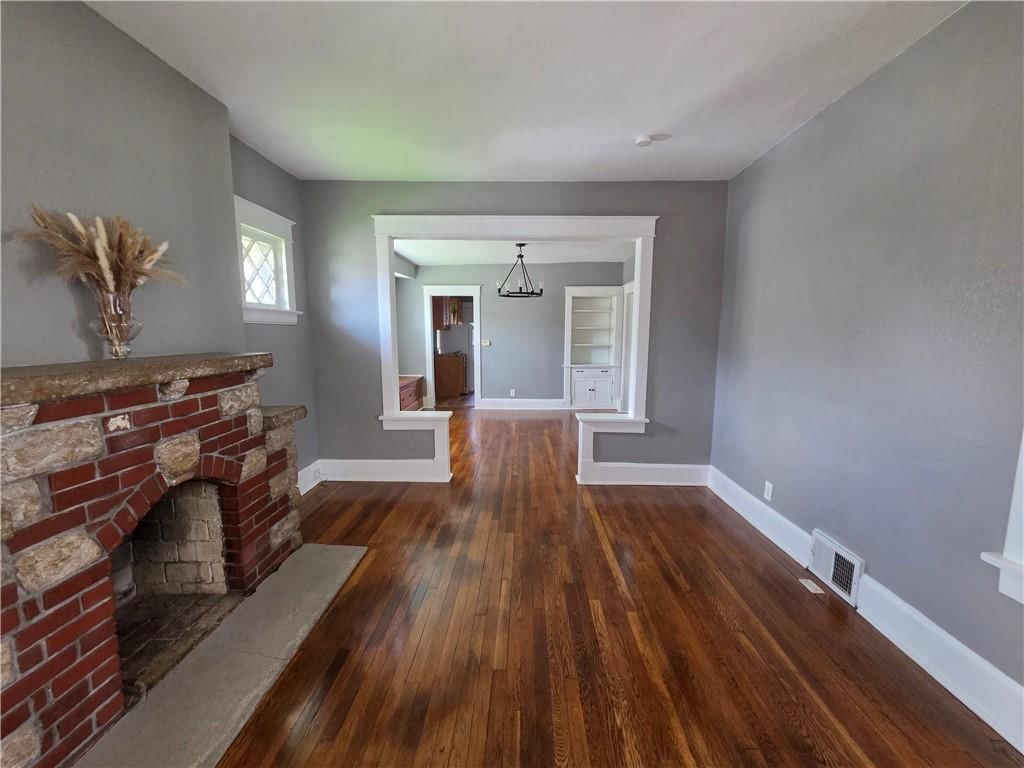 628 S Ash Avenue — photo 16
