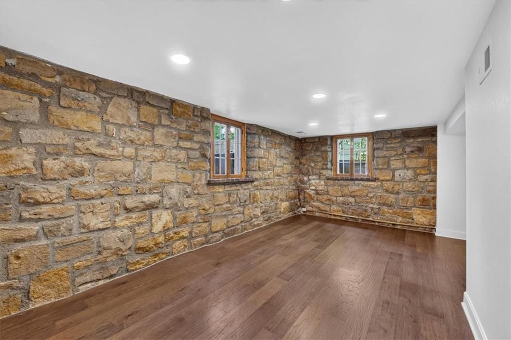 5407 Chadwick Street — photo 19