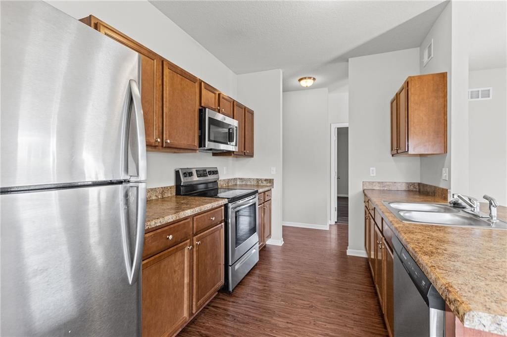 17168 S Pratt Street — photo 10