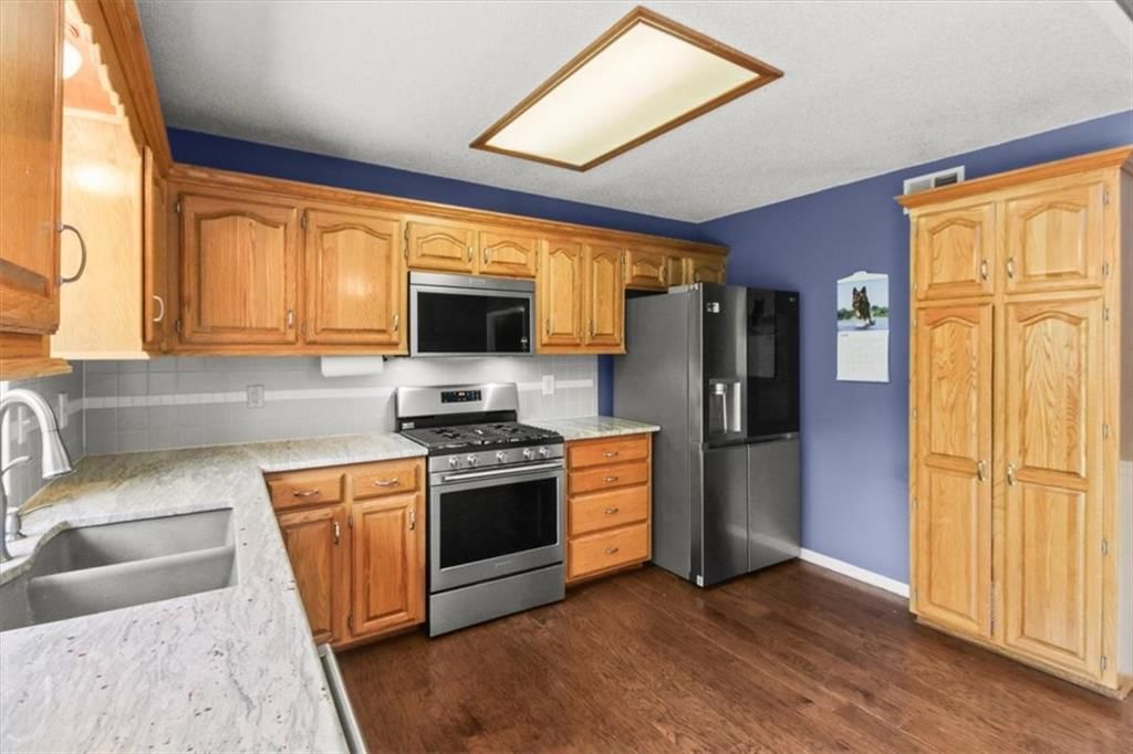 18212 E 31st Terrace — photo 8