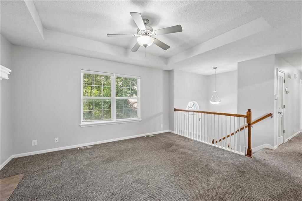 404 NW Europa Drive — photo 6