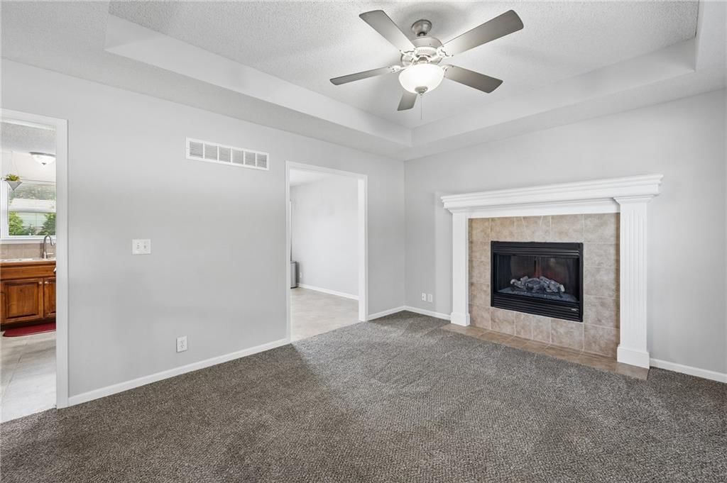 404 NW Europa Drive — photo 8