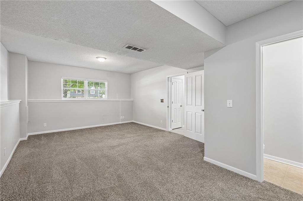 404 NW Europa Drive — photo 25