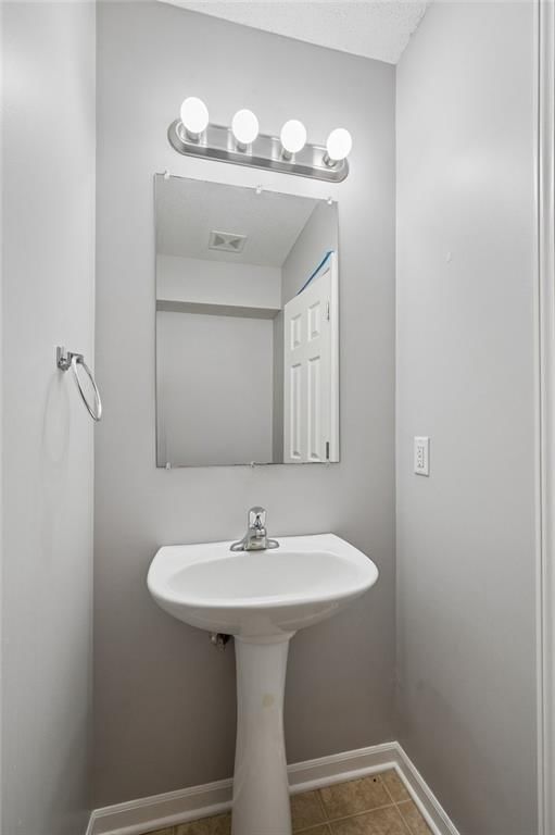 404 NW Europa Drive — photo 26