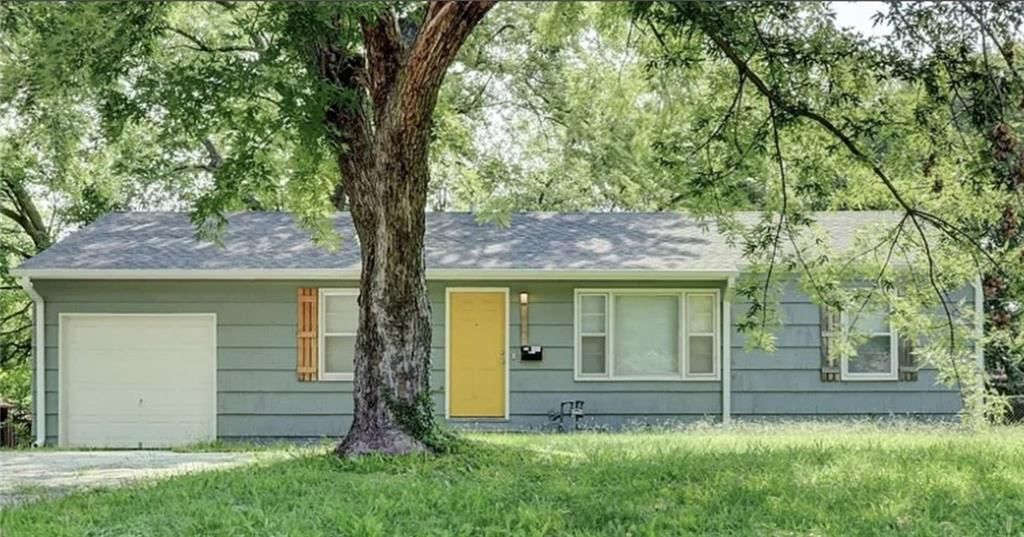 10109 Hillcrest Road — photo 1