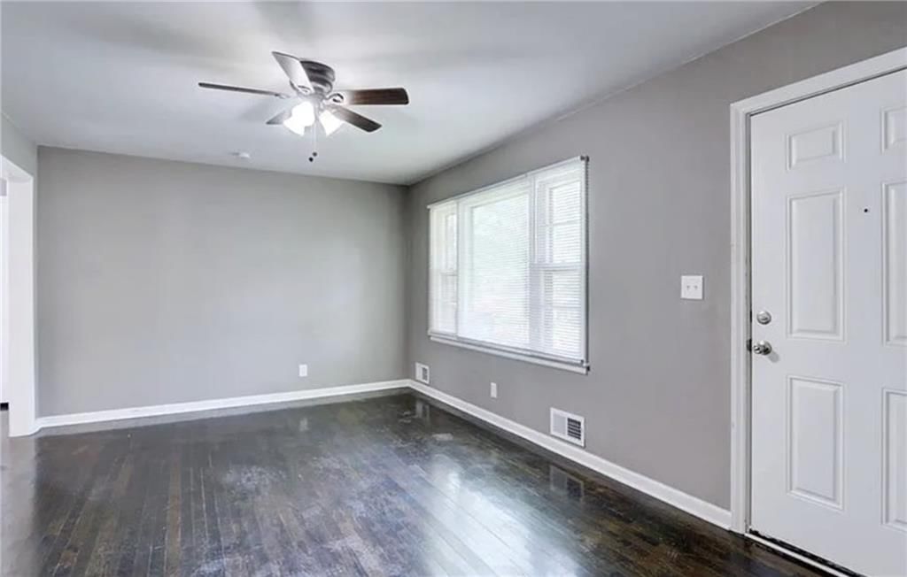 10109 Hillcrest Road — photo 2