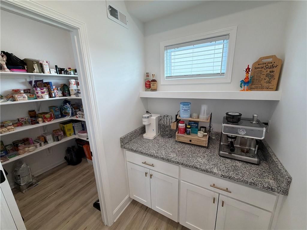 1242 Hillmann Lane — photo 16