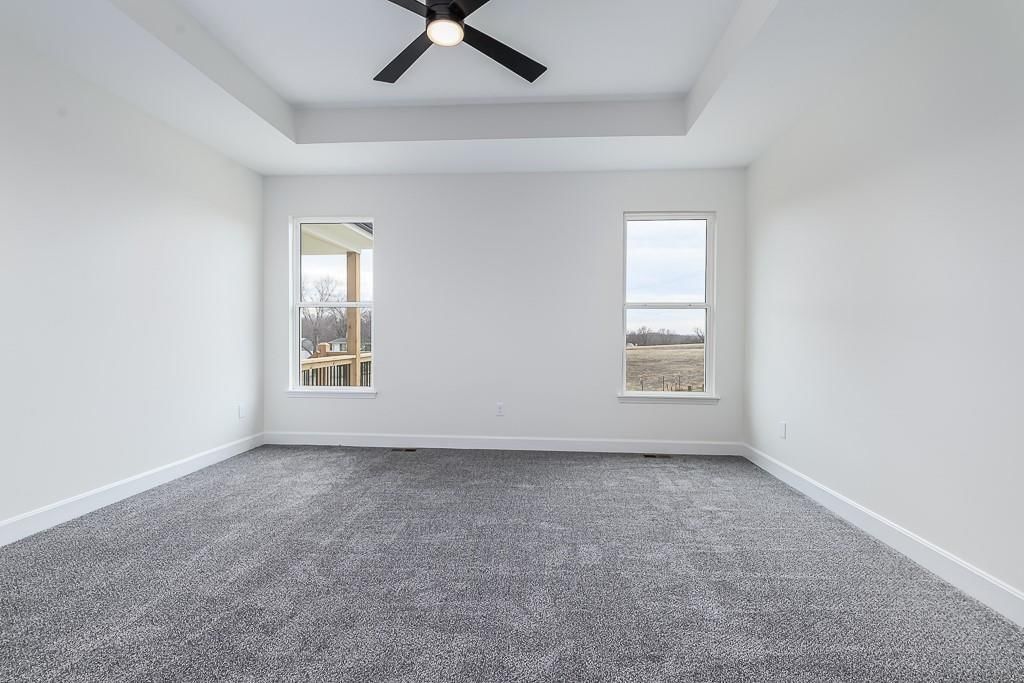 12913 Sewell Avenue — photo 14