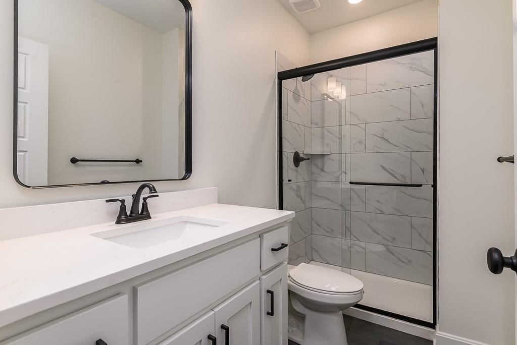 12913 Sewell Avenue — photo 22