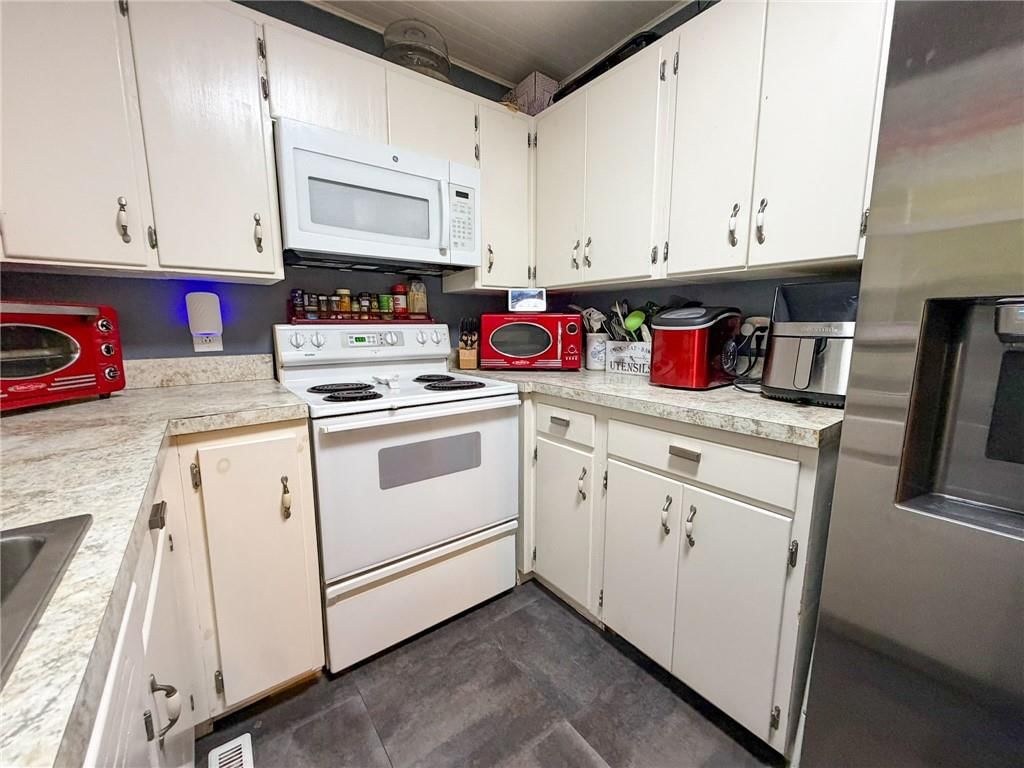 407 W North Street — photo 14