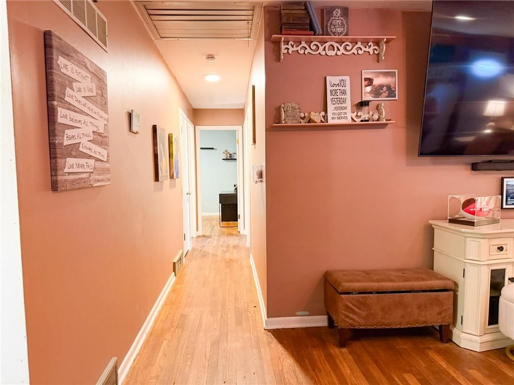 407 W North Street — photo 17