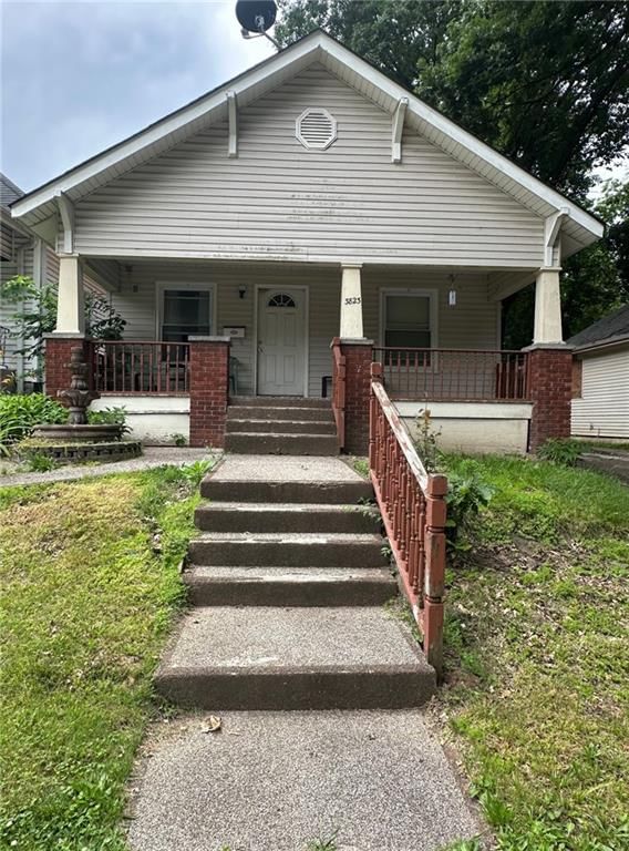 3823 Ruby Avenue — photo 1