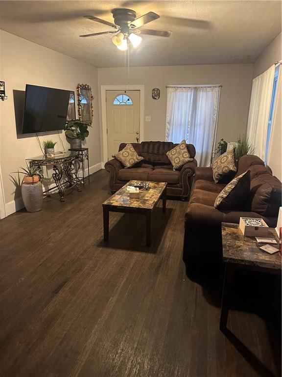 3823 Ruby Avenue — photo 6