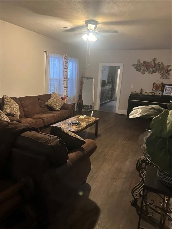 3823 Ruby Avenue — photo 7