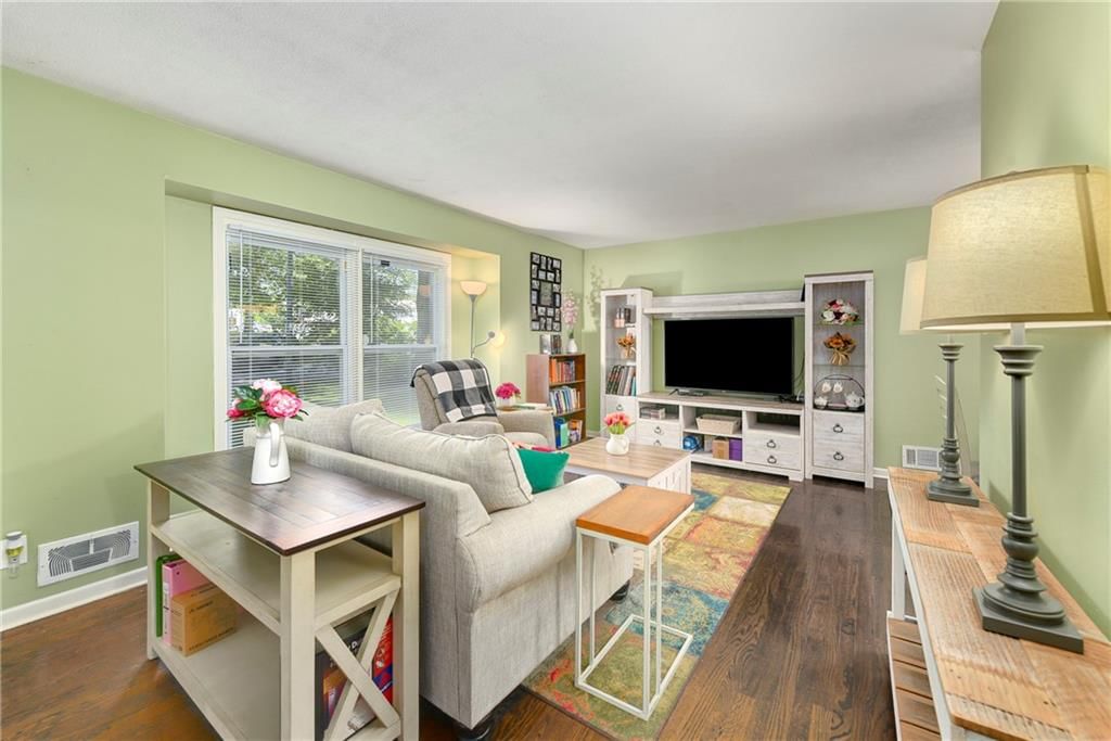 5213 S Union Street — photo 11
