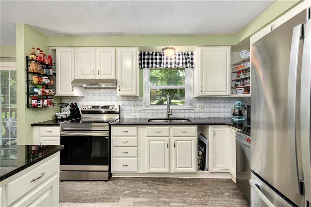 5213 S Union Street — photo 21