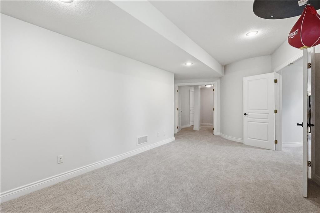 10301 N BROOKLYN Avenue — photo 60