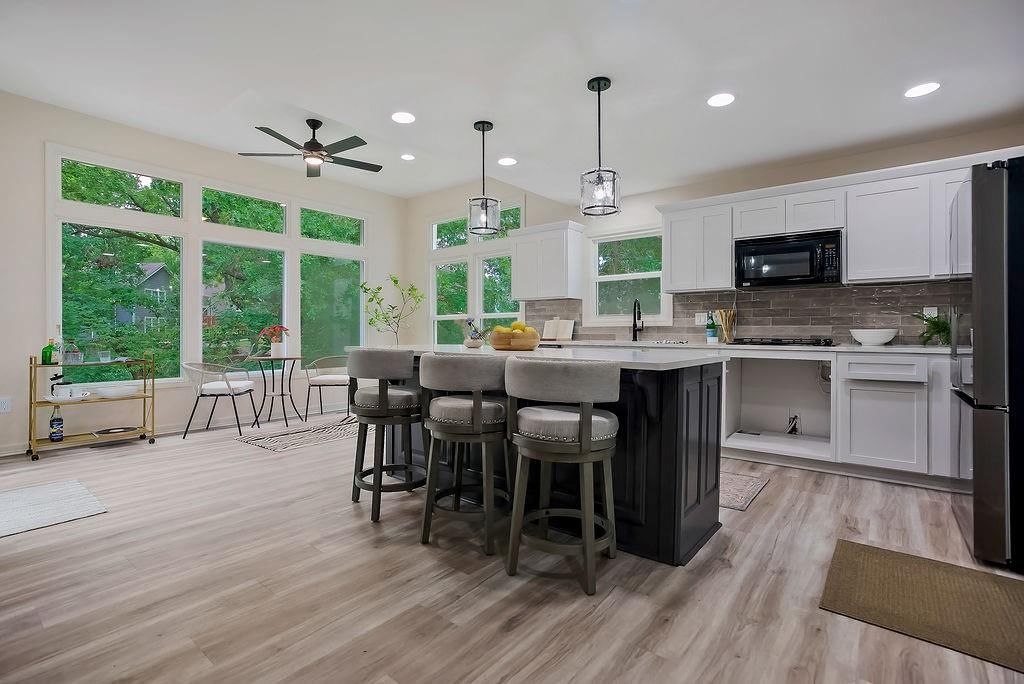2404 SW Clear Creek Court — photo 9