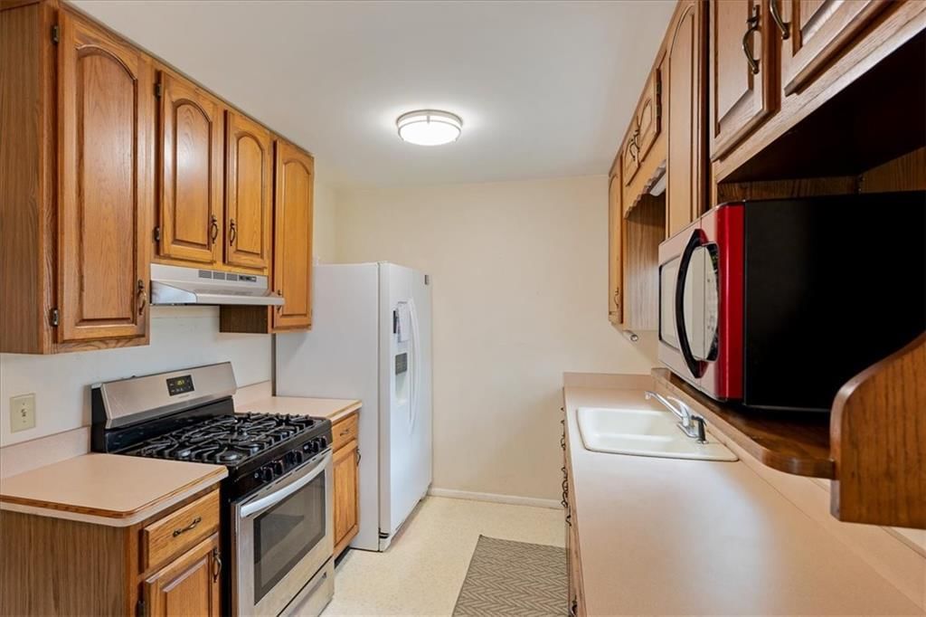 2408 Big Pine Terrace — photo 9