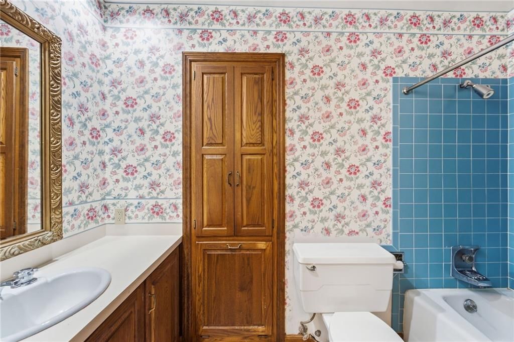 1341 S Mulberry Street — photo 37