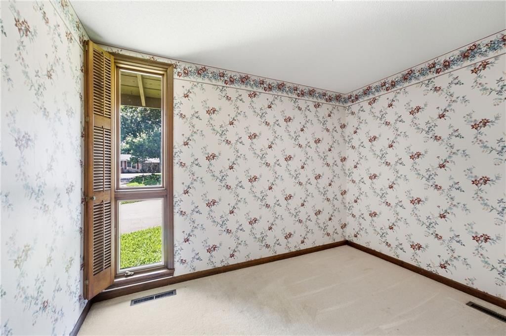 1341 S Mulberry Street — photo 44