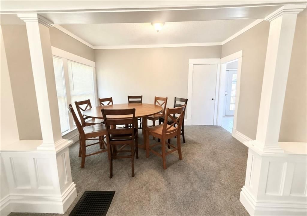 710 N Walnut Street — photo 3