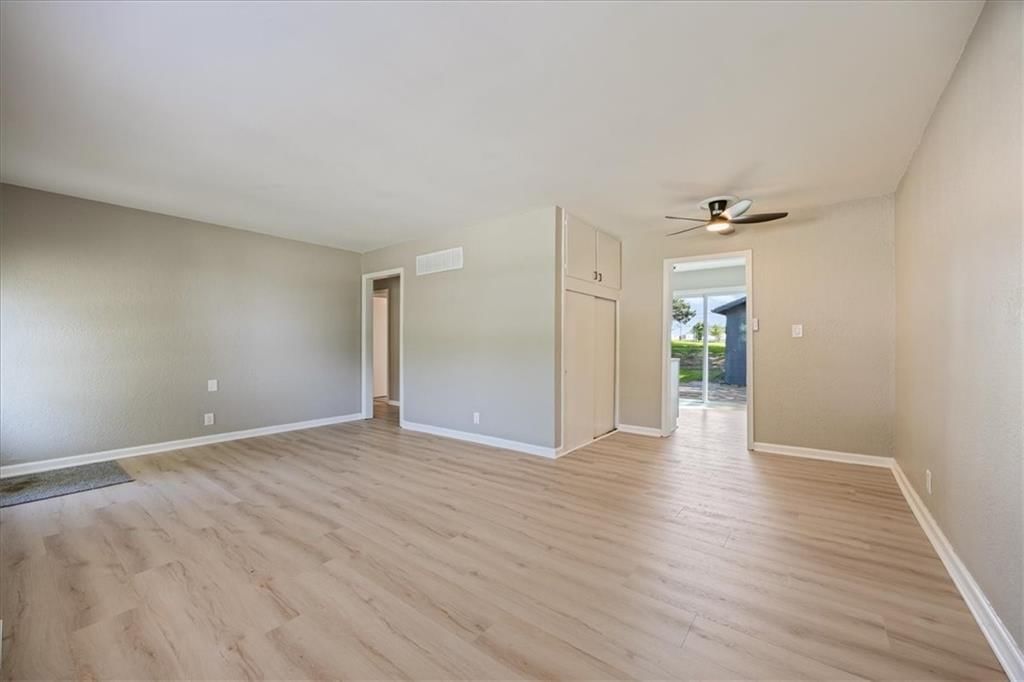 509 NE 66th Terrace — photo 5