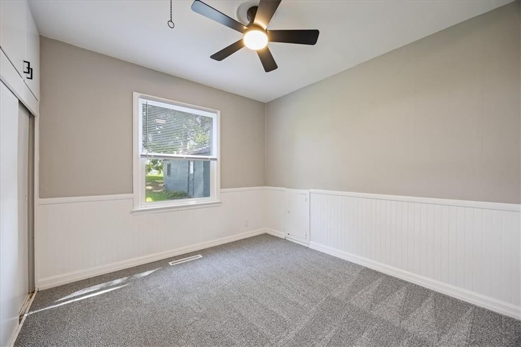 509 NE 66th Terrace — photo 9