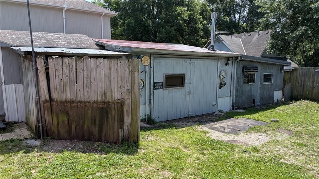 710 Locust Street — photo 4