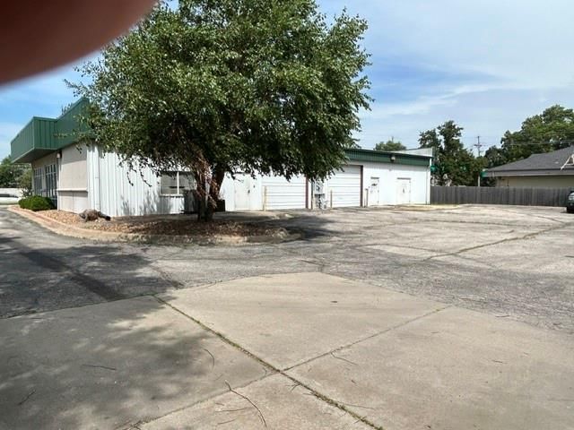 450 N Iowa Street — photo 21