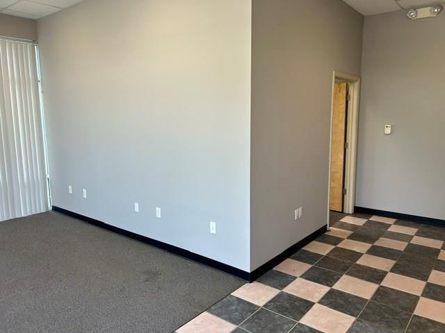 450 N Iowa Street — photo 30
