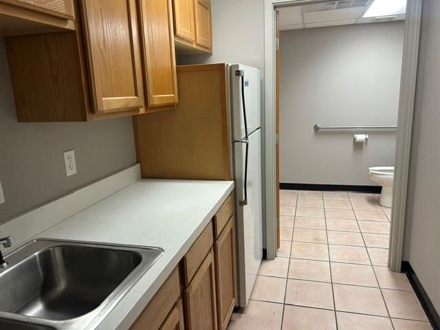 450 N Iowa Street — photo 34