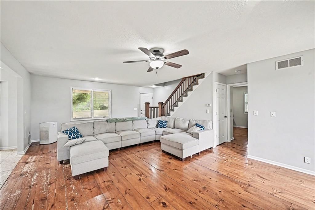 17503 Baxter Road — photo 10