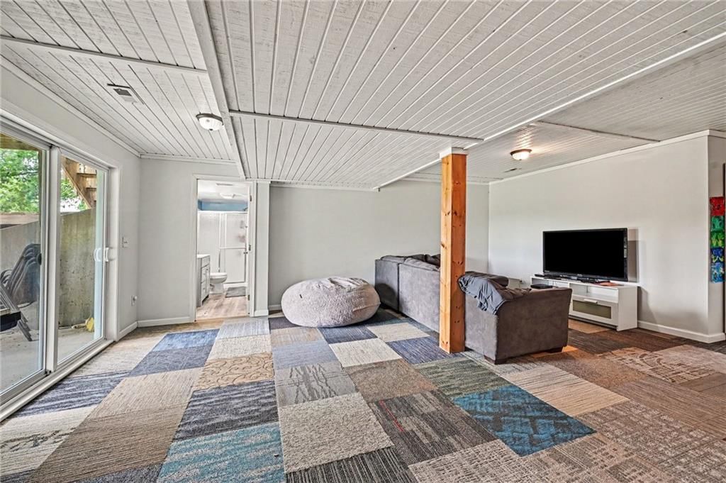 17503 Baxter Road — photo 38