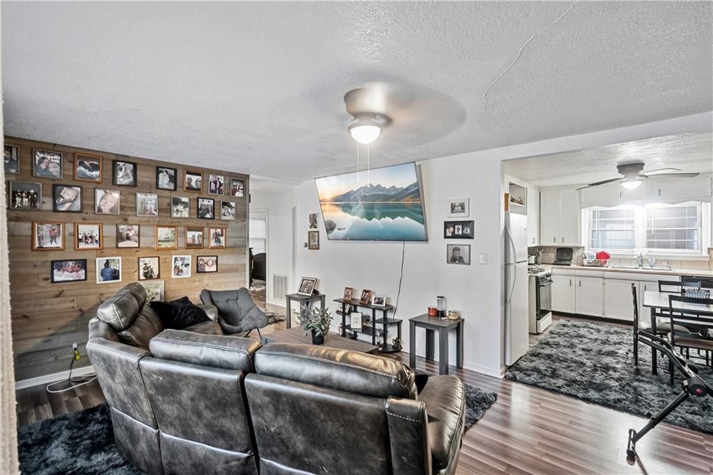 1305 Hibbard Street — photo 9