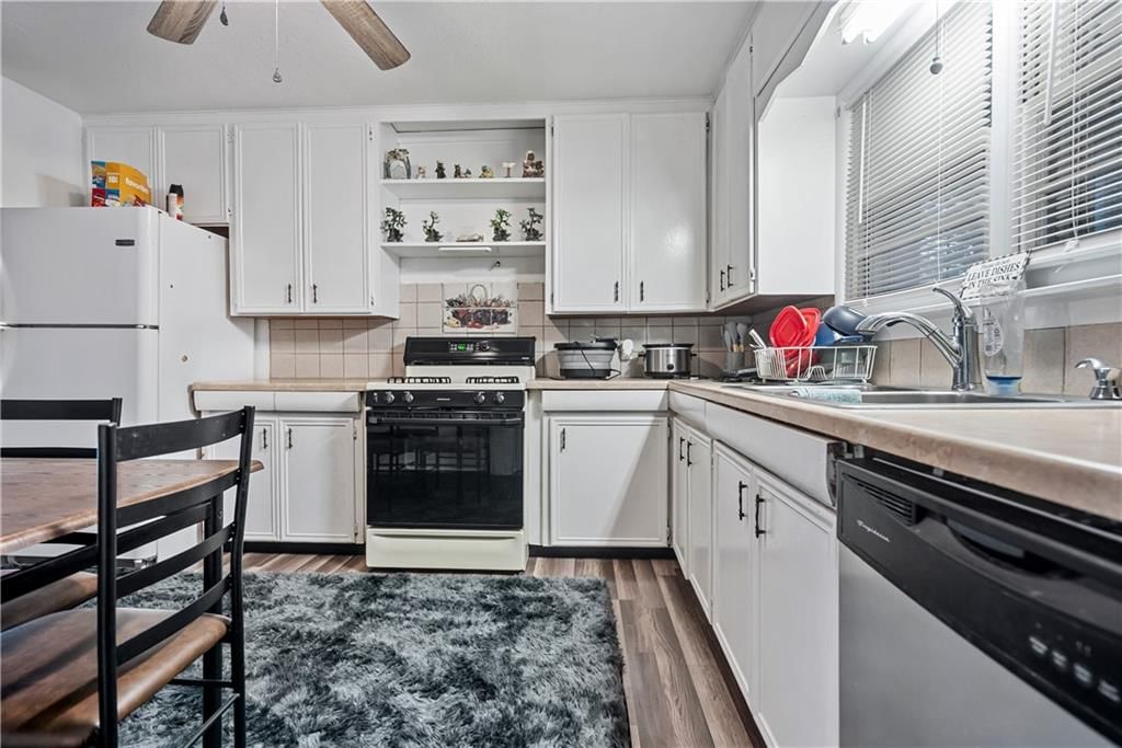 1305 Hibbard Street — photo 13