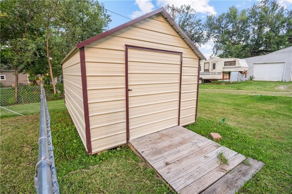 1305 Hibbard Street — photo 35